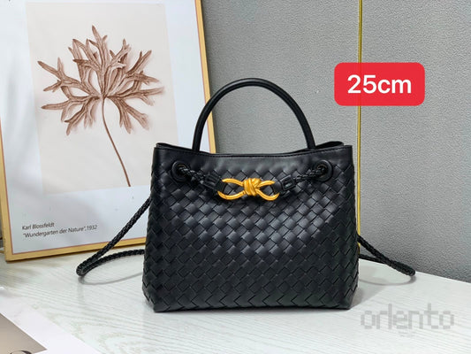 Bottega Veneta Black Woven Leather Top Handle Tote Bag – product view