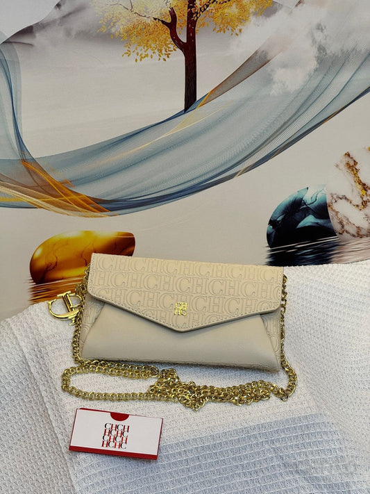 Carolina Herrera Bag Envelope Crossbody Wallet on Chain White – product view