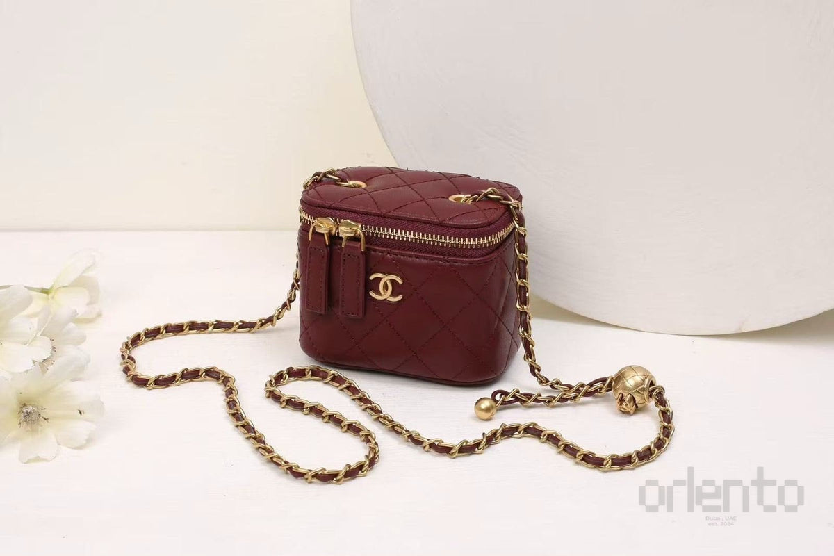 Chanel Bag Lambskin Quilted Mini Vanity Case Chain – product view