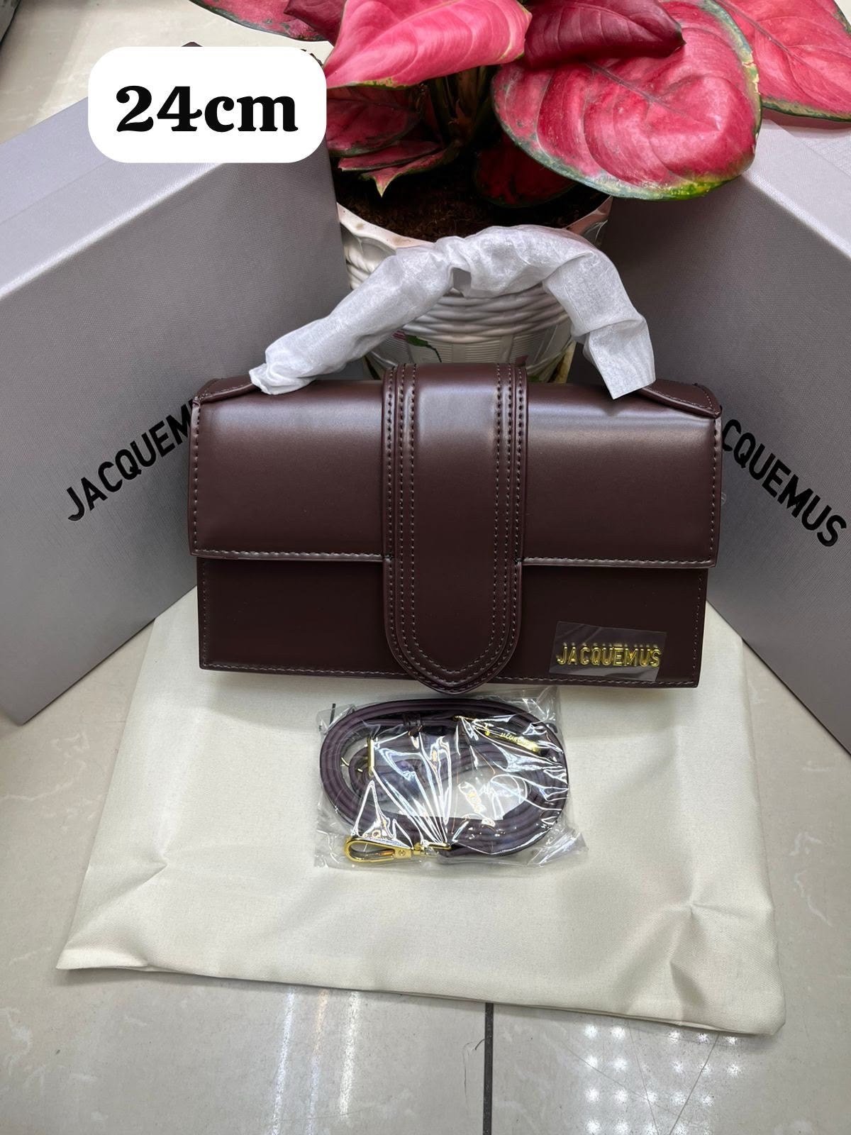 Jacquemus Bag Le Grand Bambino Flap – product view