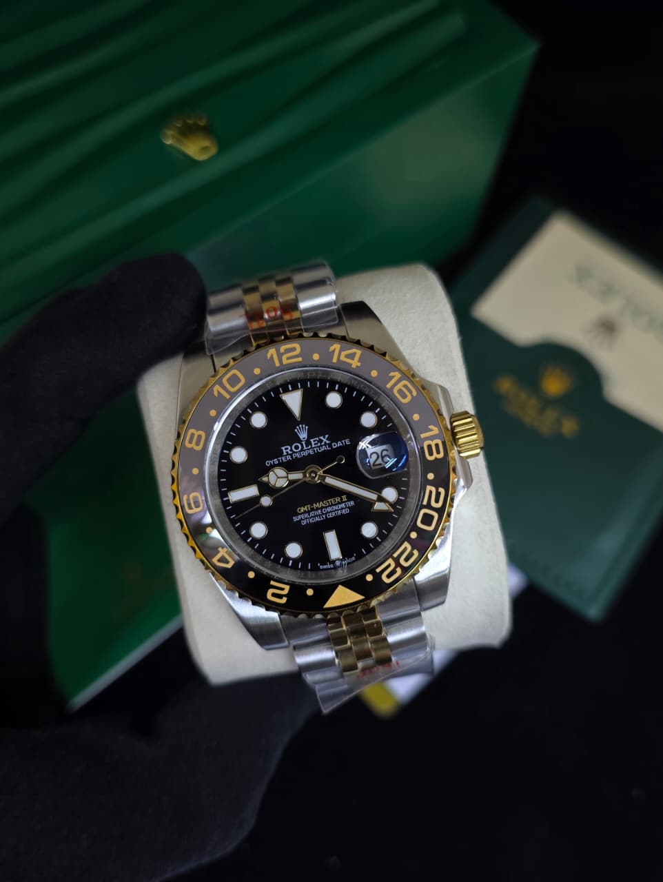 Rolex Watch GMT-Master II Black Dial Gold Bag – product view