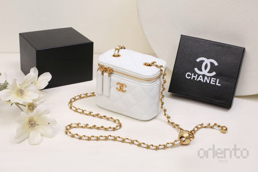 Chanel Bag Vanity Case Chain White – product view